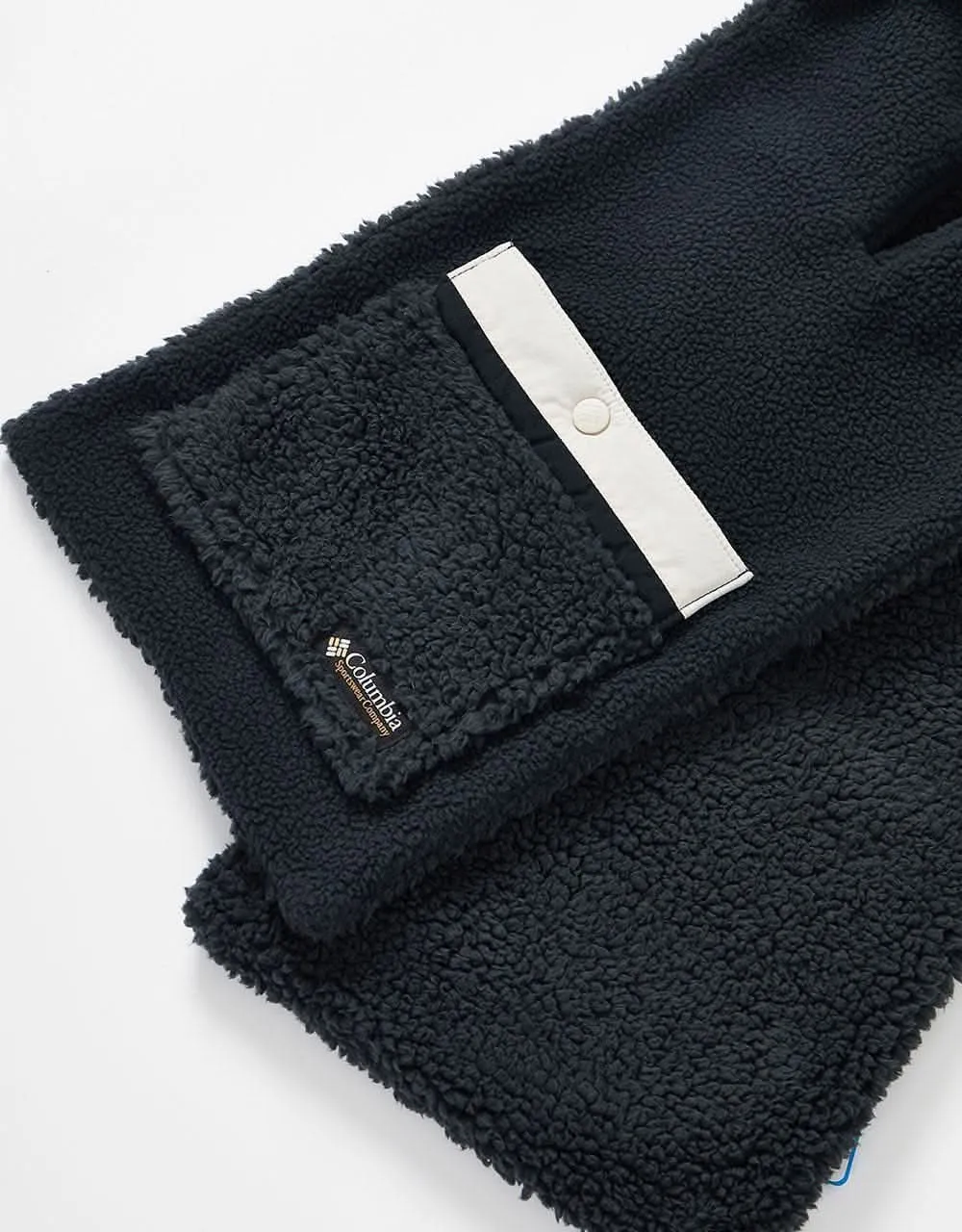 Columbia Helvetia™ Sherpa Scarf - Black