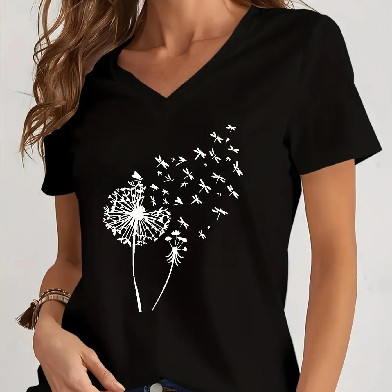 Dandelion Print V Neck T-Shirt for Spring and Summer Style