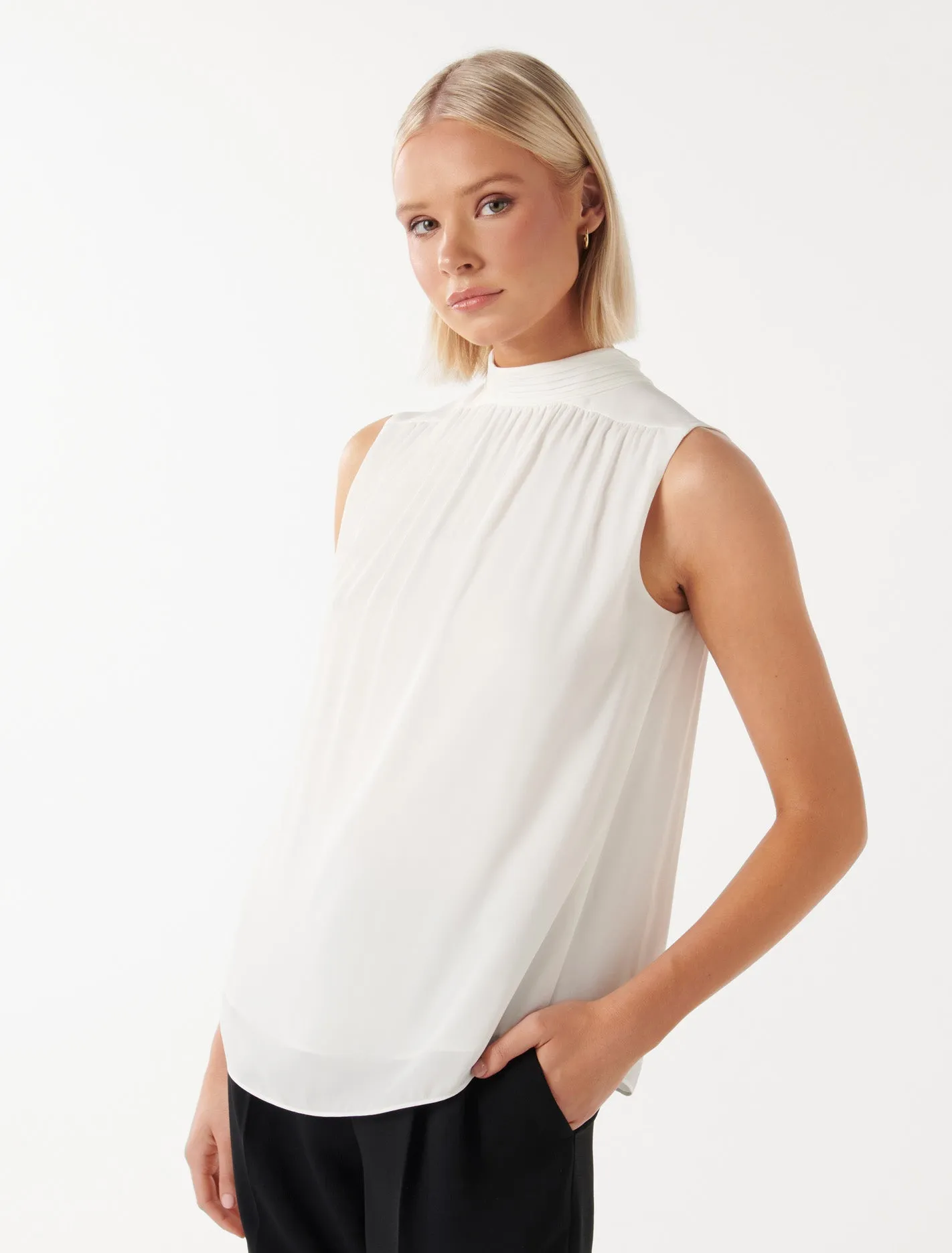 Harlow Keyhole Sleeveless Blouse