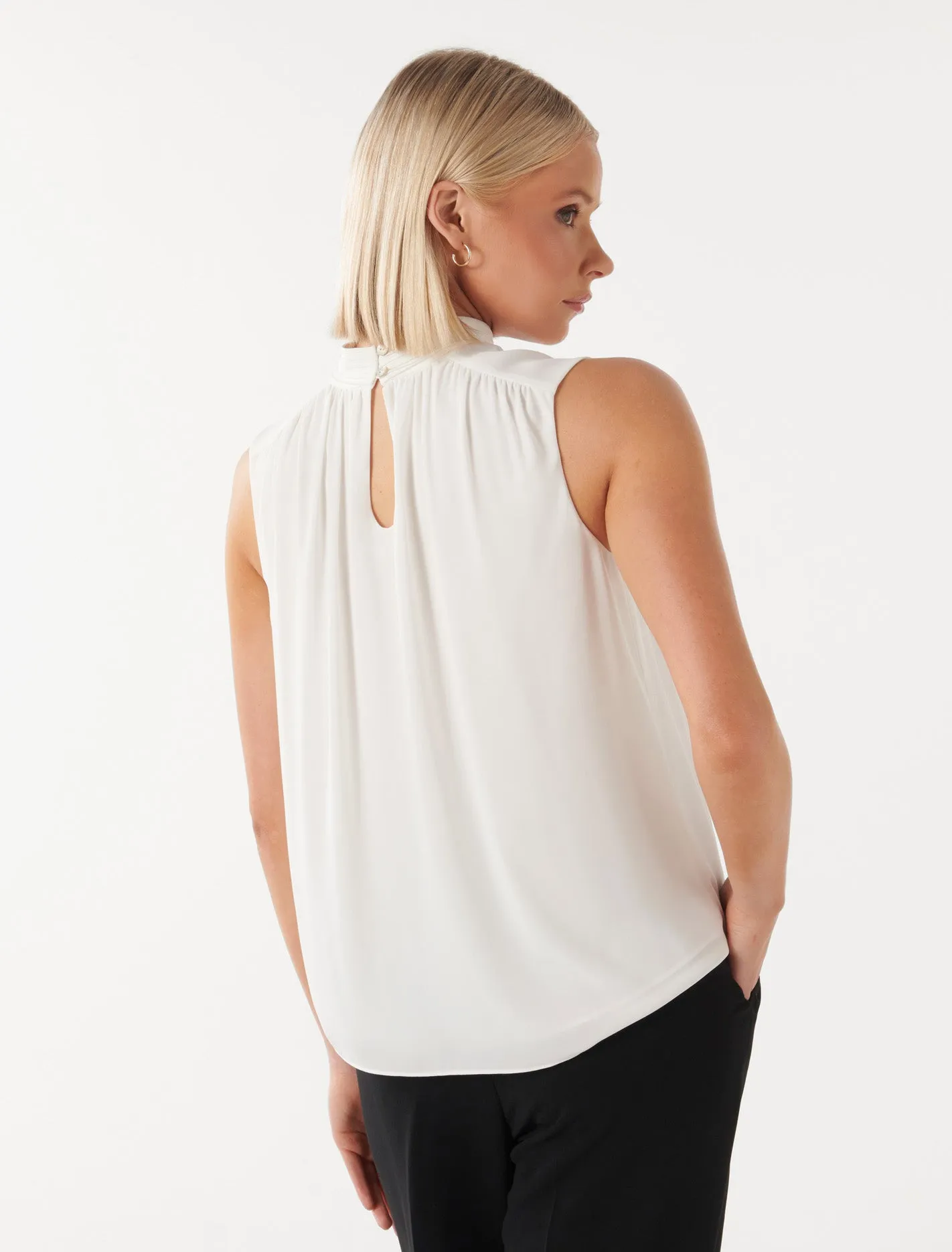 Harlow Keyhole Sleeveless Blouse