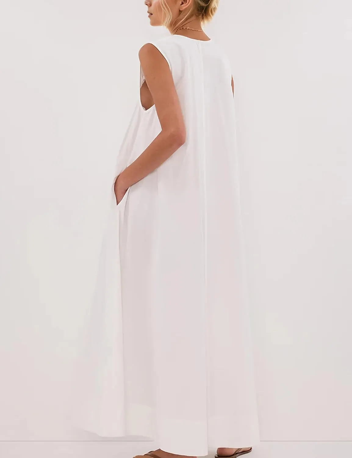 MISSACTIVER Women's Sleeveless Maxi Dress Scoop Neck Ruched Long Dress with Side Pockets Wide Shoulder Elegant Blouse Dresses
