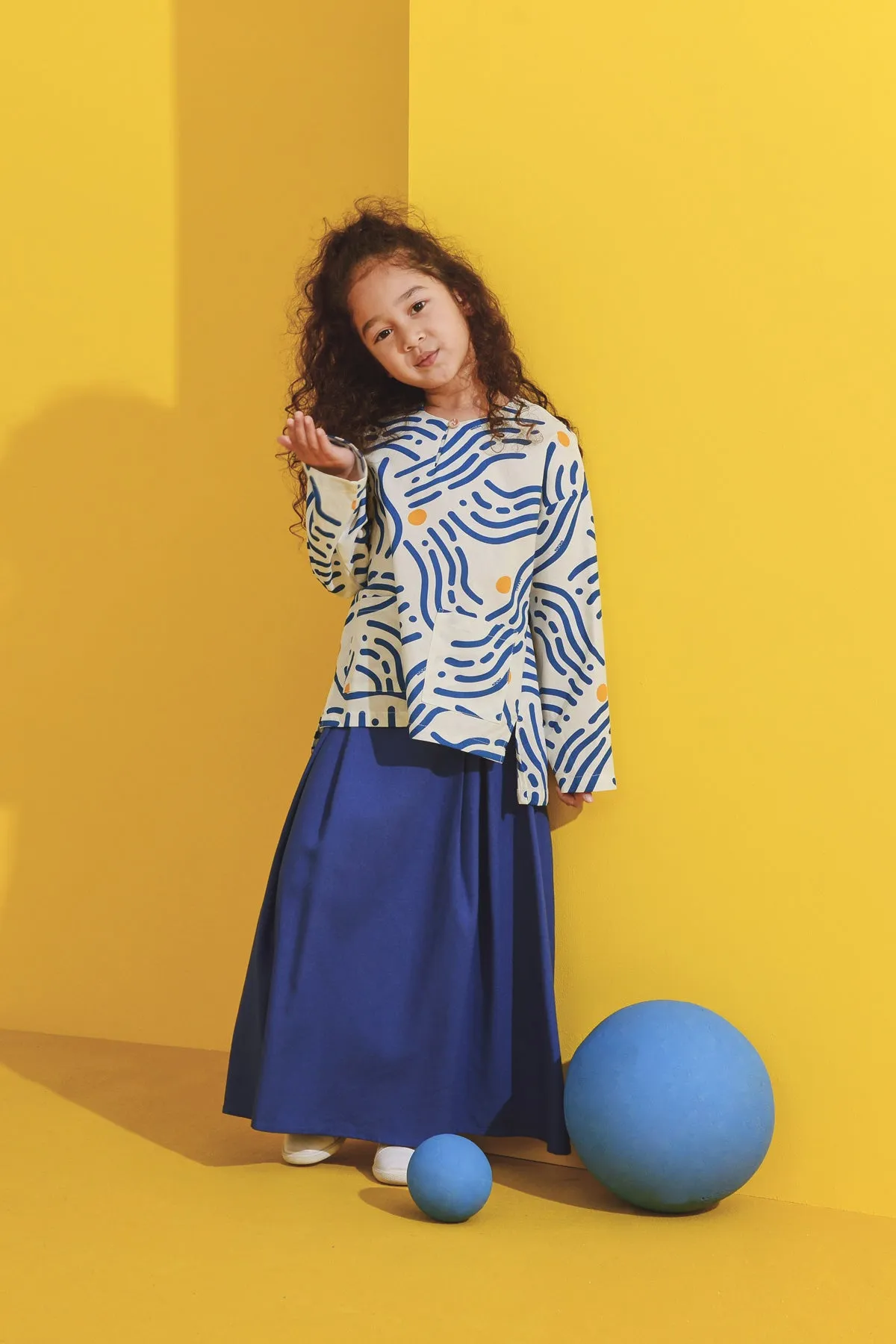 The Kurnia Relaxed Blouse  - Alir